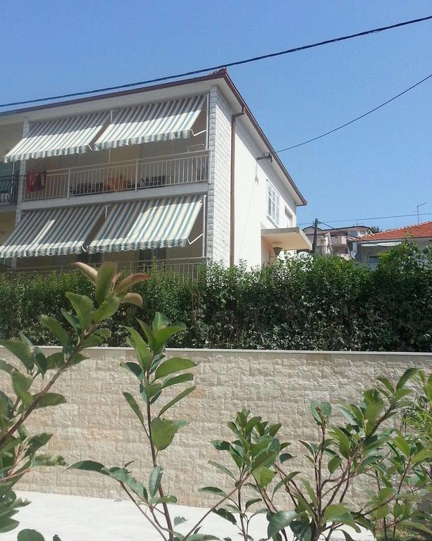 Apartment Ivo Trogir Eksteriør bilde