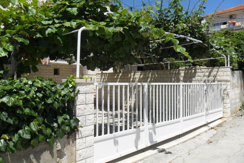 Apartment Ivo Trogir Eksteriør bilde