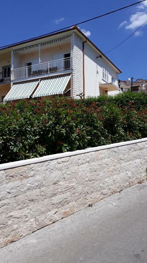 Apartment Ivo Trogir Eksteriør bilde