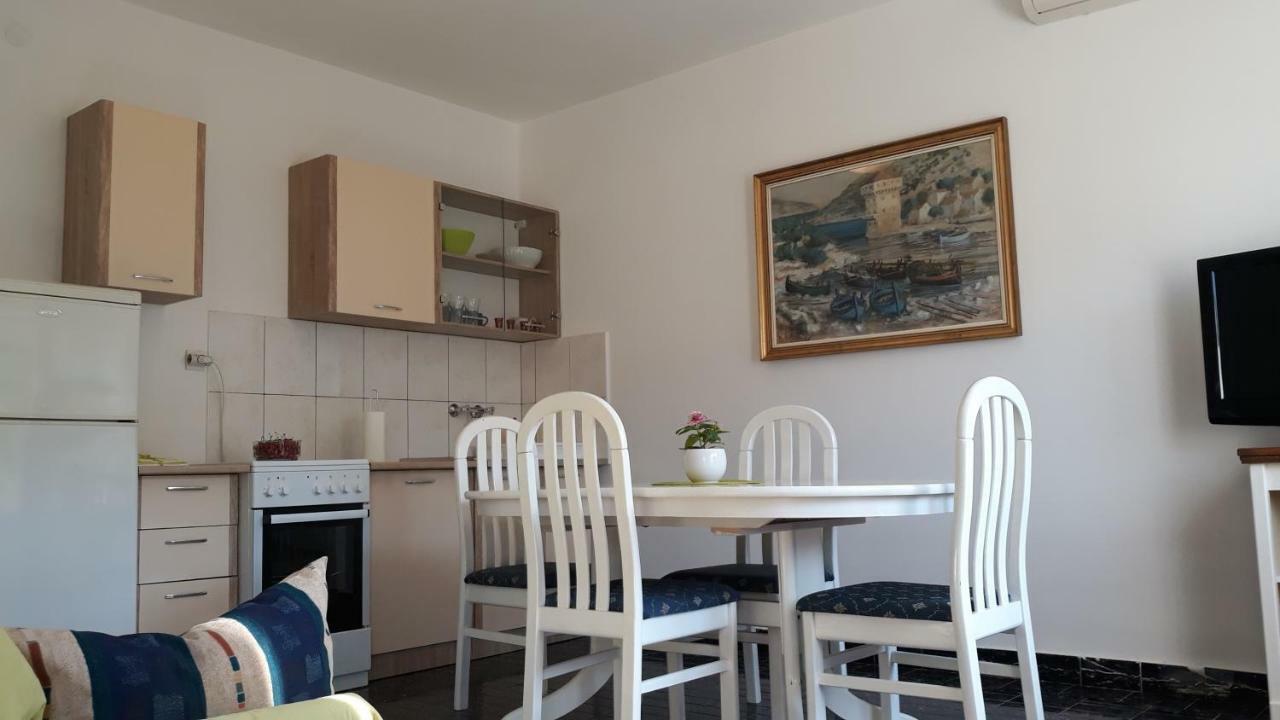 Apartment Ivo Trogir Eksteriør bilde